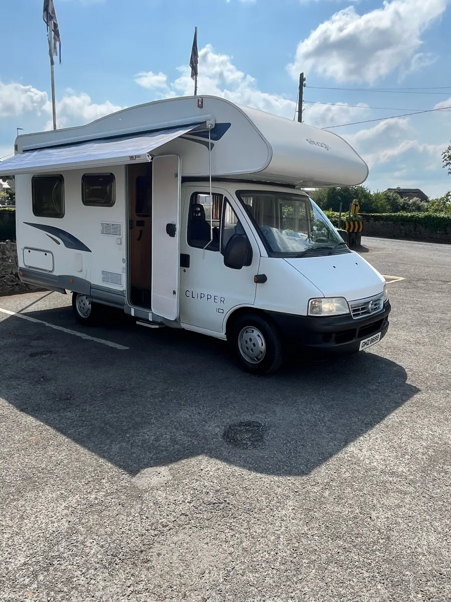 Ni reg   Camper 2005 - Image 2