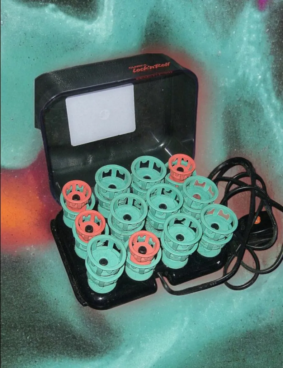 Clairol Lock & Roll Haircurlers - Image 1