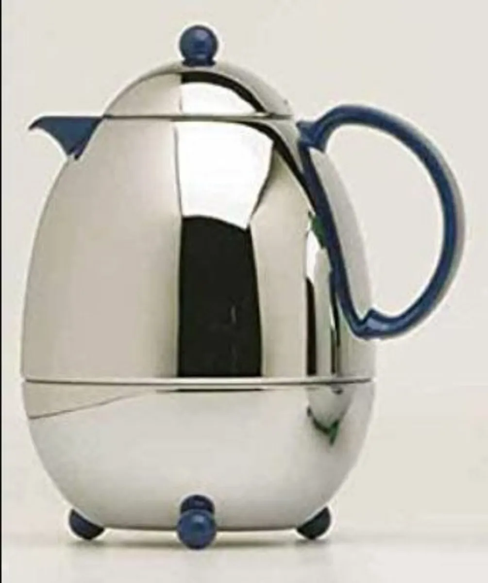 Elia Chrome Oval Vacuum Jug - Image 1