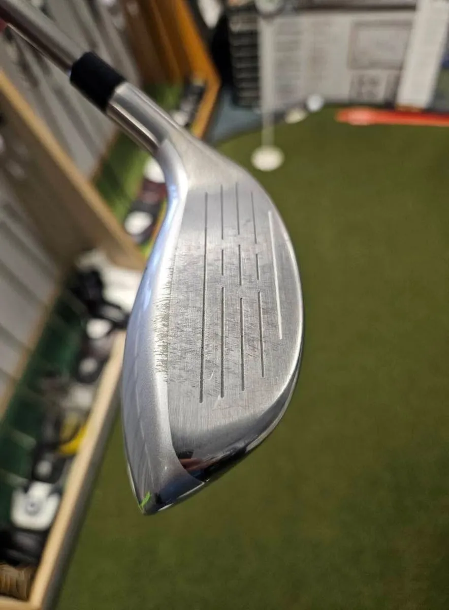 Ladies Taylormade RBZ 5 Hybrid - Image 4
