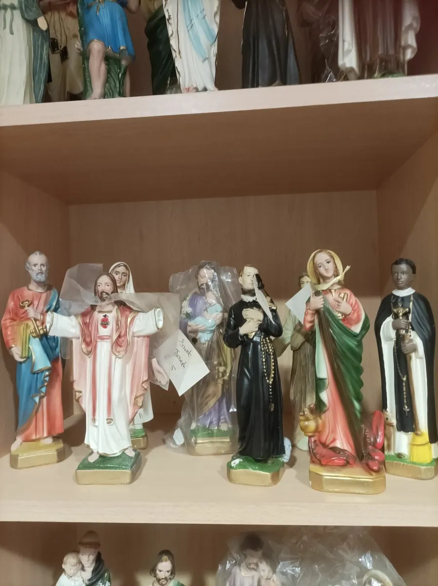 Holy statues - Image 4