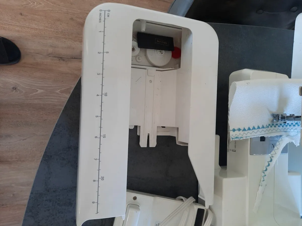 Janome 6125 QC sewing machine - Image 4