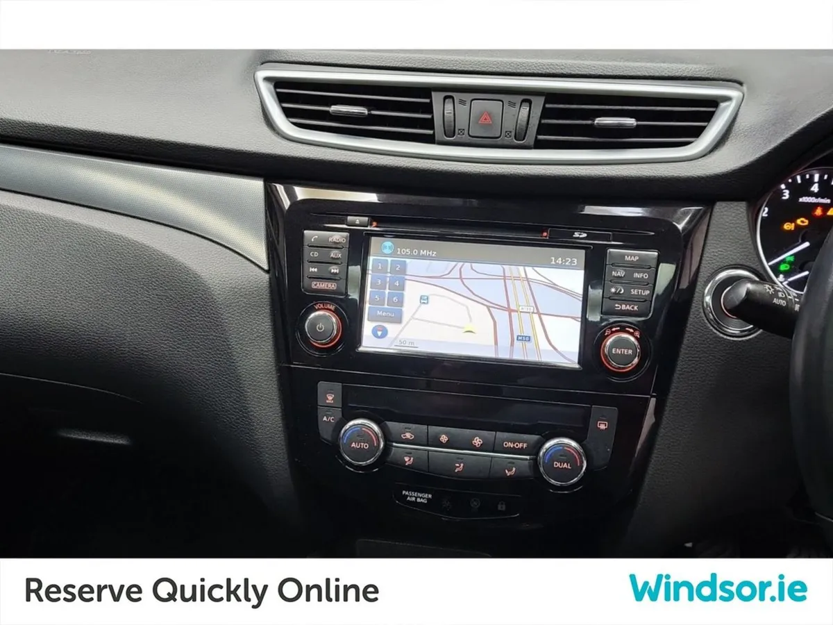 Nissan QASHQAI 1.2 PET SV Premium - Image 4