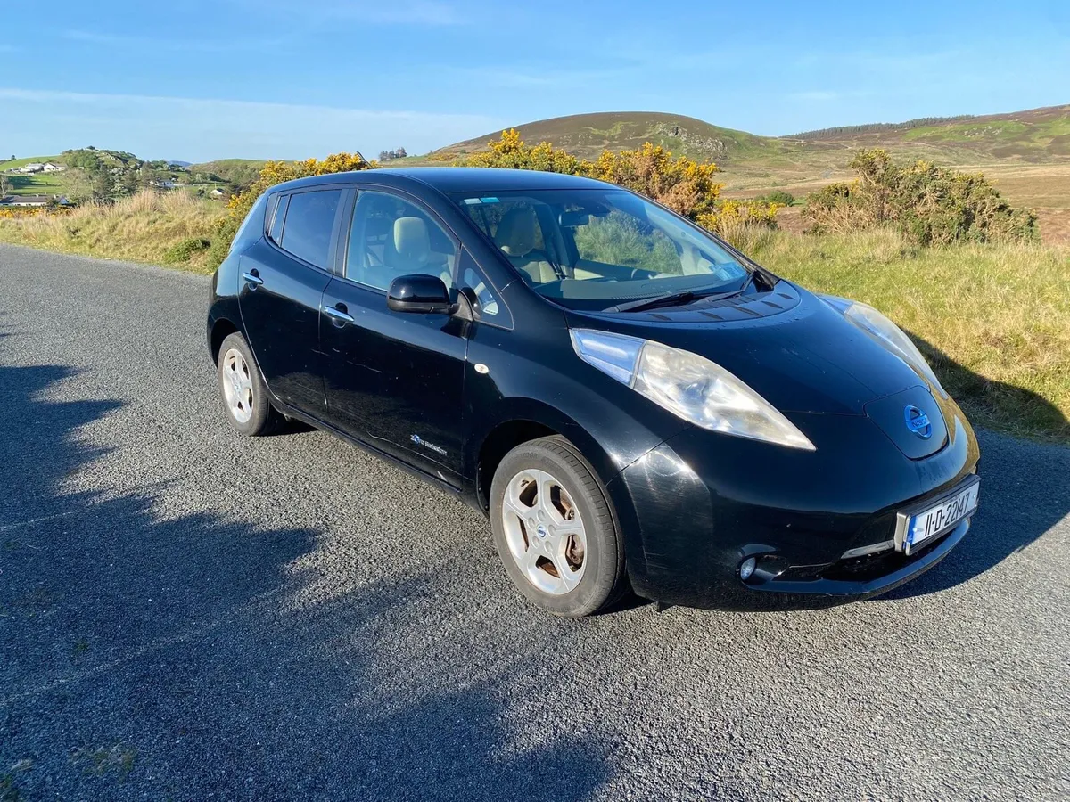 Nissan Leaf 2011 - Image 2