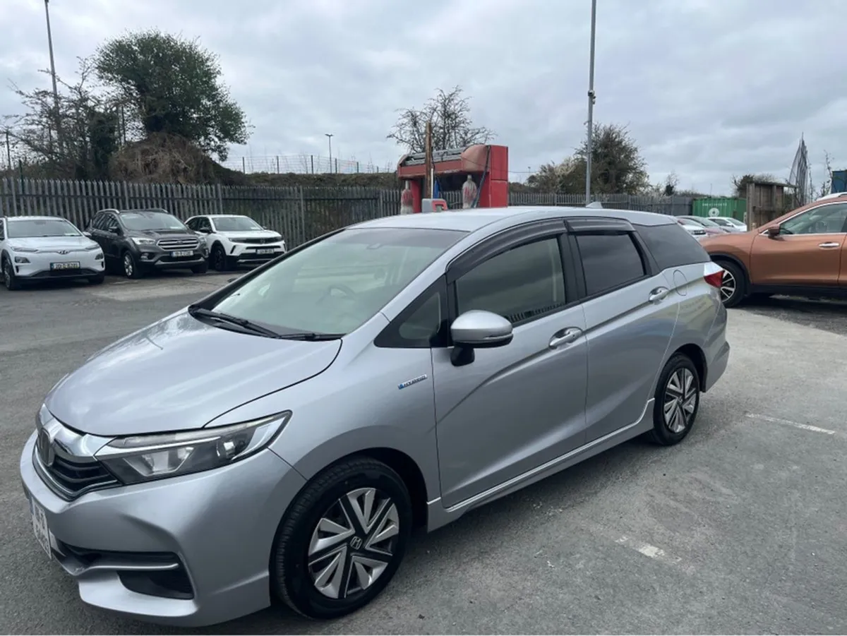 Honda Shuttle Self Charging Hybrid 5DR Auto Finan - Image 4