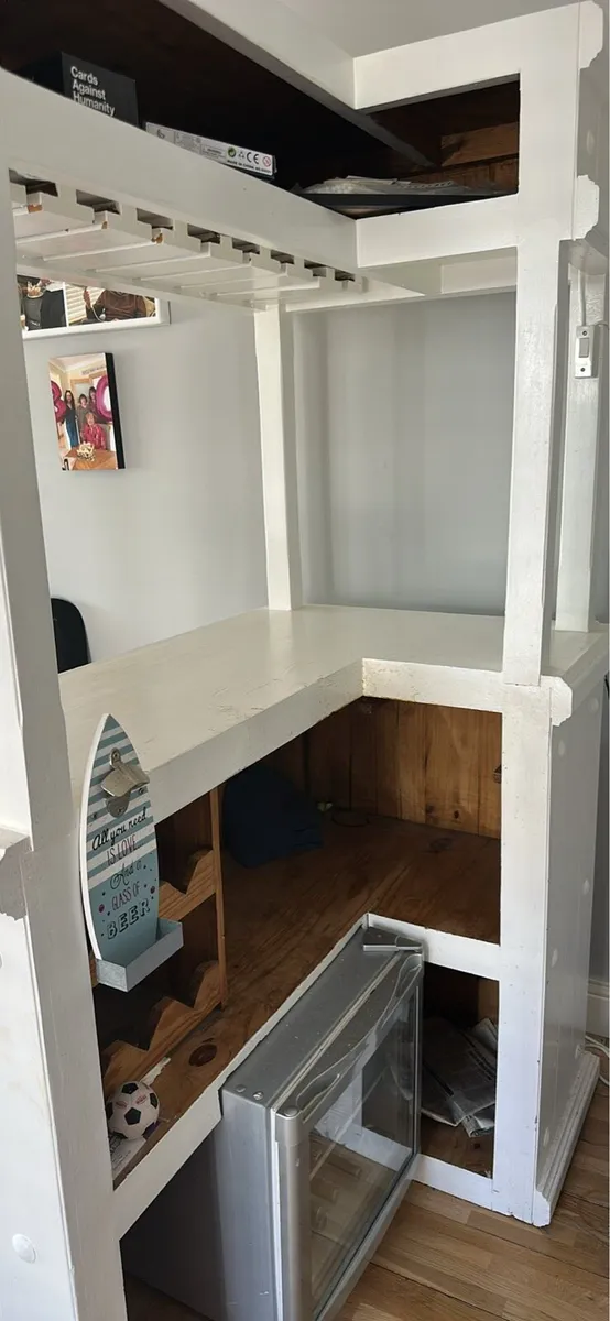 Bar - Image 3