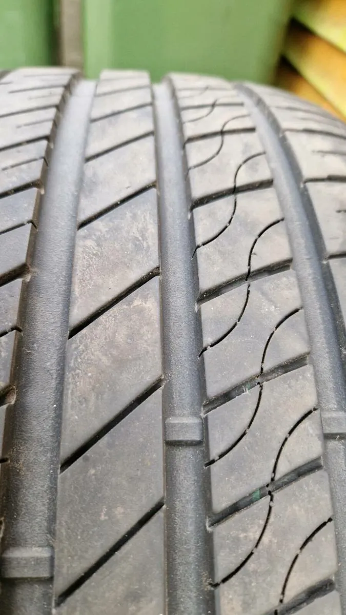 Run flat tyre - Image 2