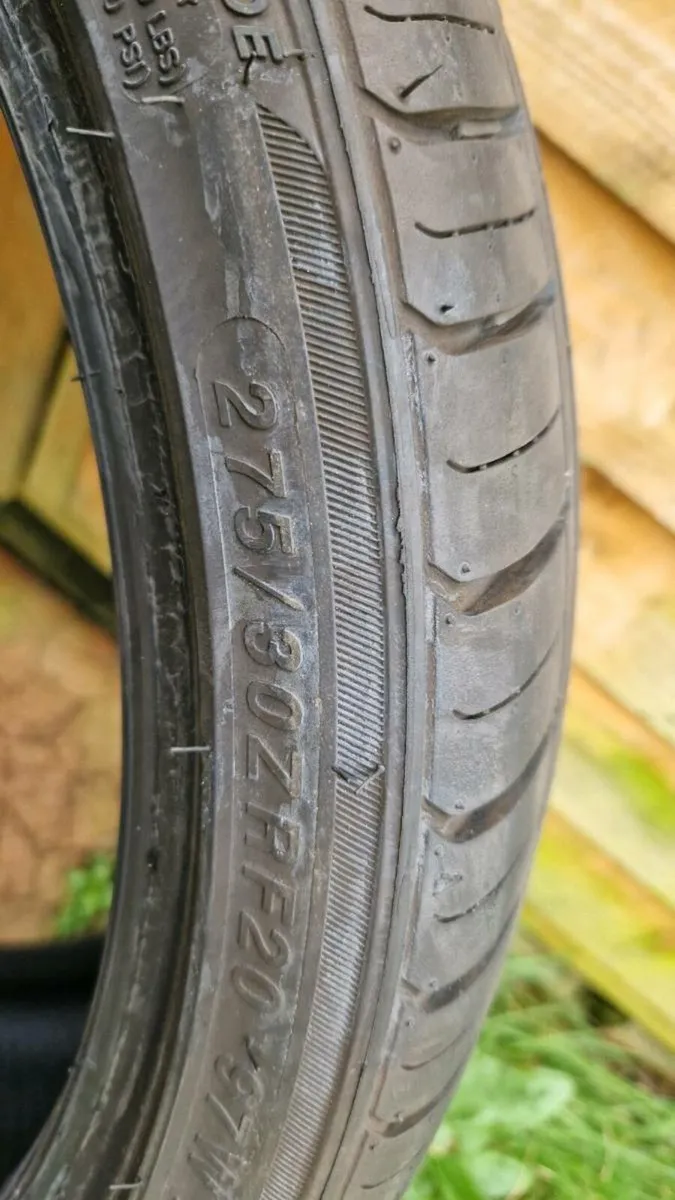 Run flat tyre - Image 3