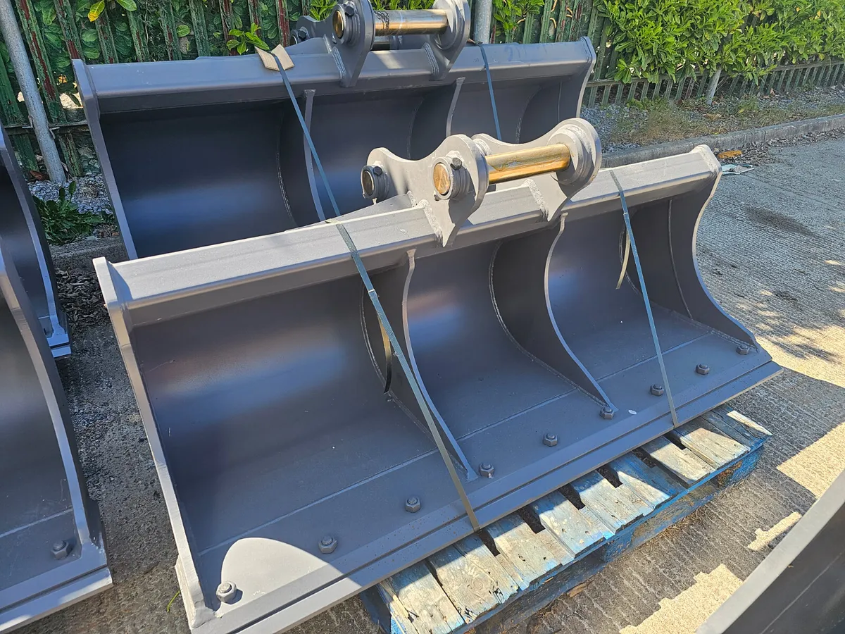 New 13ton grading bucket - Image 4