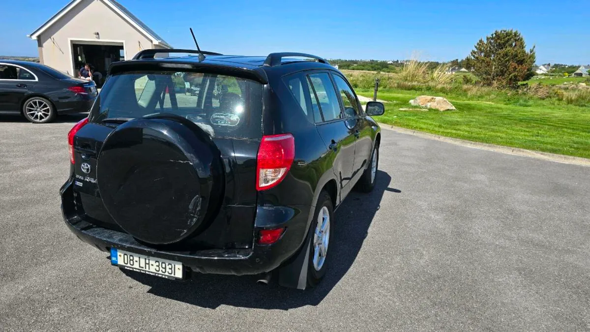 Toyota Rav 4 - Image 2