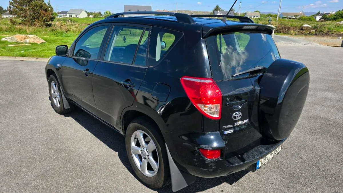 Toyota Rav 4 - Image 3