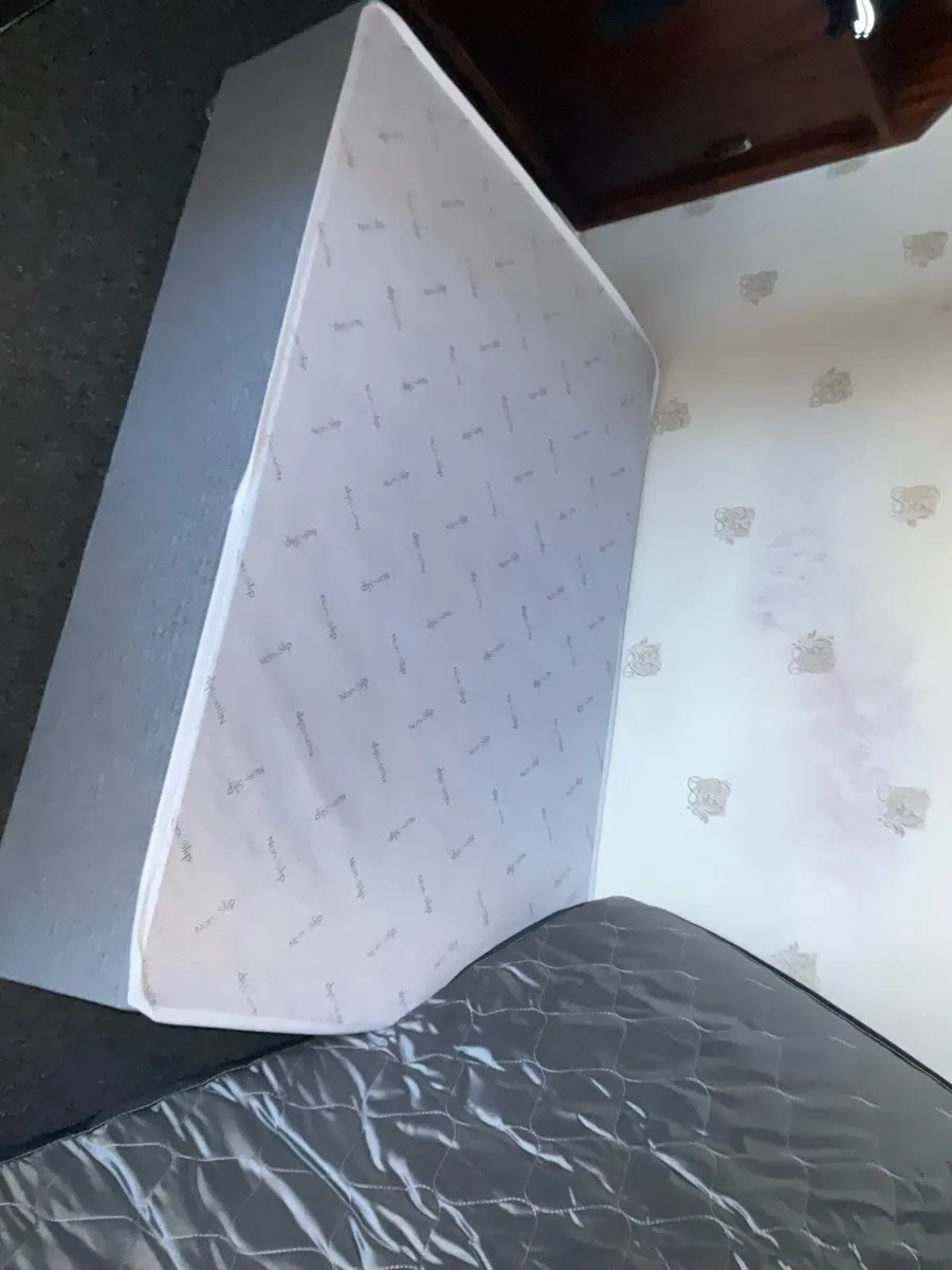 Double Mattress & Base - Image 4