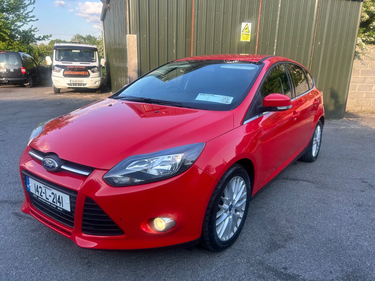 2014 FORD FOCUS  PETROL  HATCH BACK - Image 2