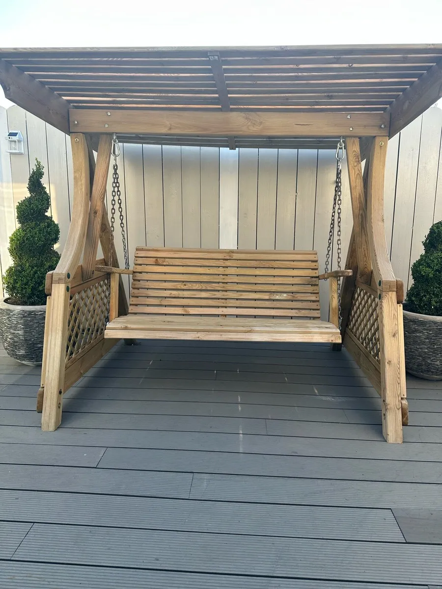 Garden Swing - Image 1