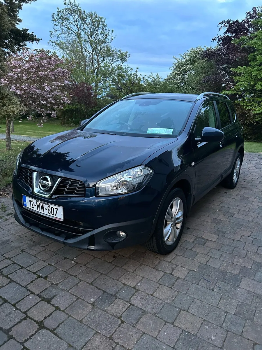 1.6 Qashqai+2 4 Wheel Drive low kms new NCT - Image 1