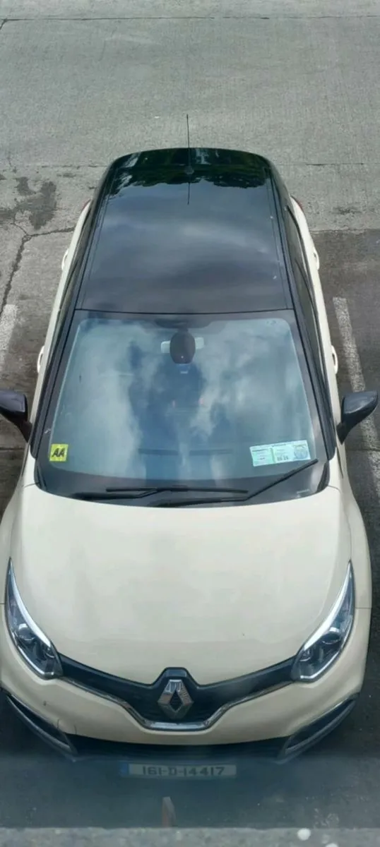 Renault Captur - Image 1