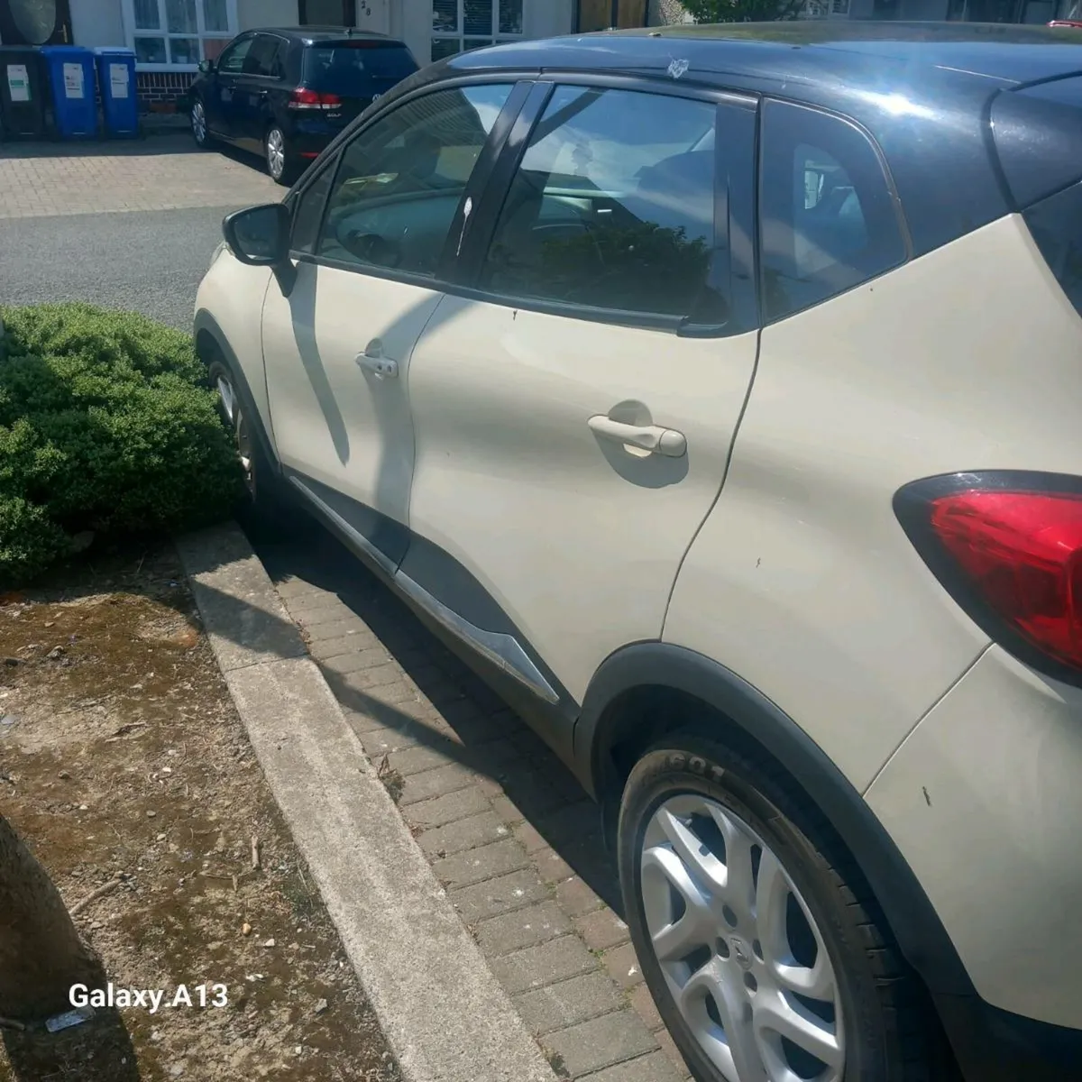 Renault Captur - Image 2
