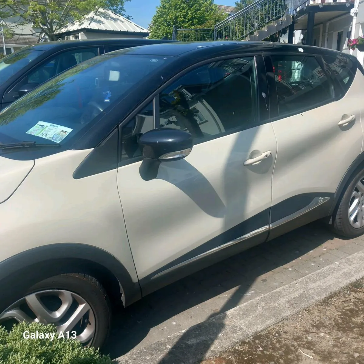 Renault Captur - Image 1