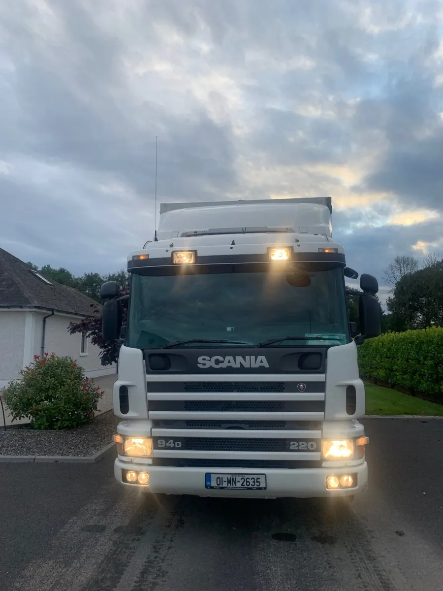 Scania, Rigid Truck, 94D, 2001 - Image 2