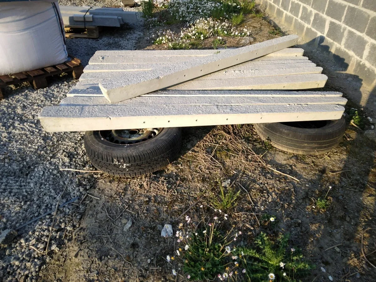 concrete posts - Image 1