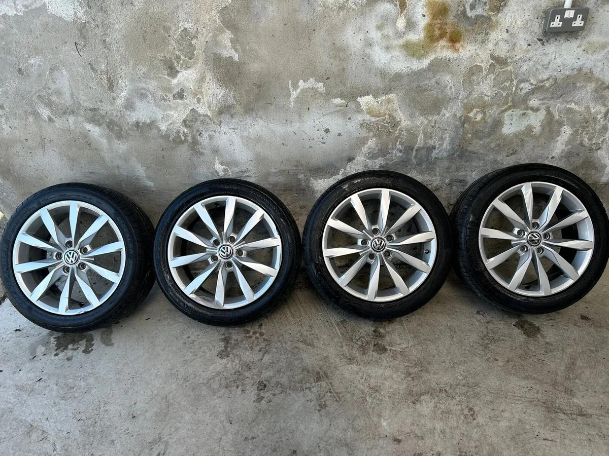 17” GENUINE VOLKSWAGEN GOLF ALLOY WHEELS & TYRES - Image 2