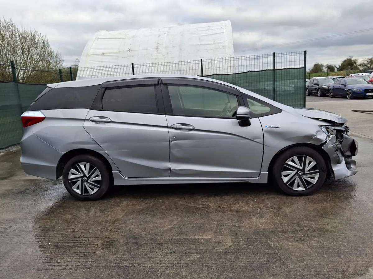 2019 Honda Shuttle Hybrid Automatic - Image 4
