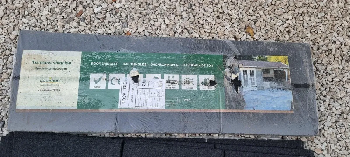 Roof Shingles 1000mm x 333mm. Qty 29pcs - Image 4