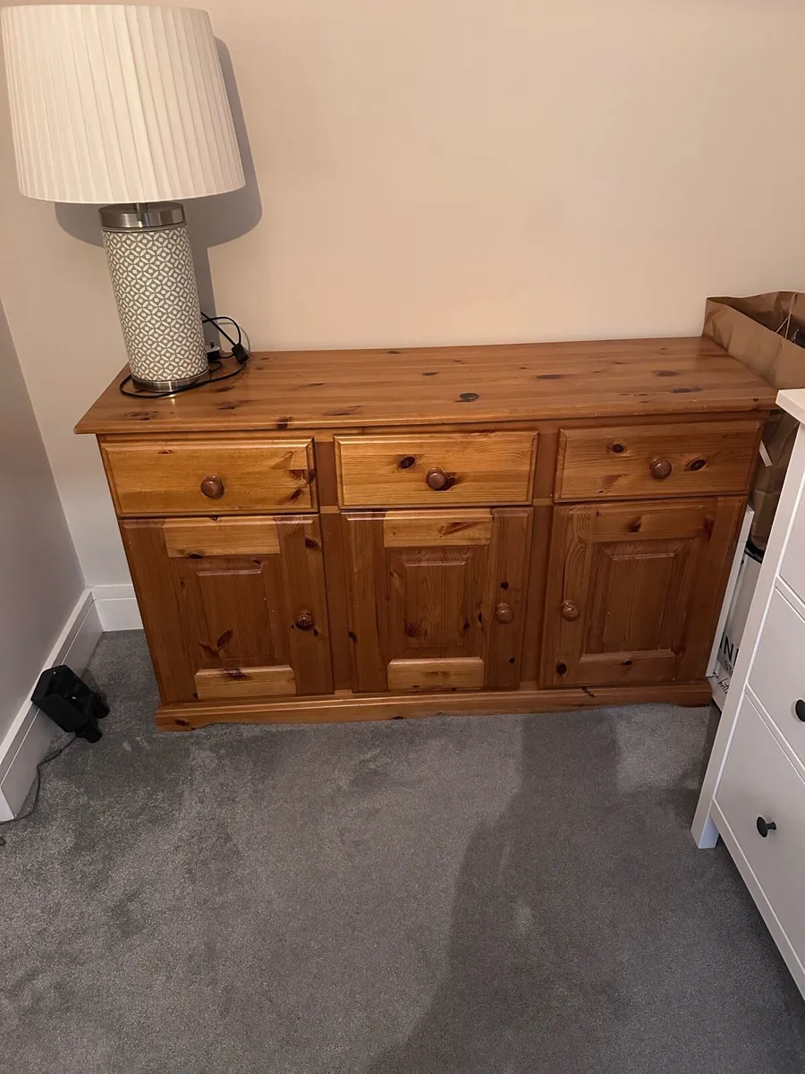 Chest of drawers - Image 1