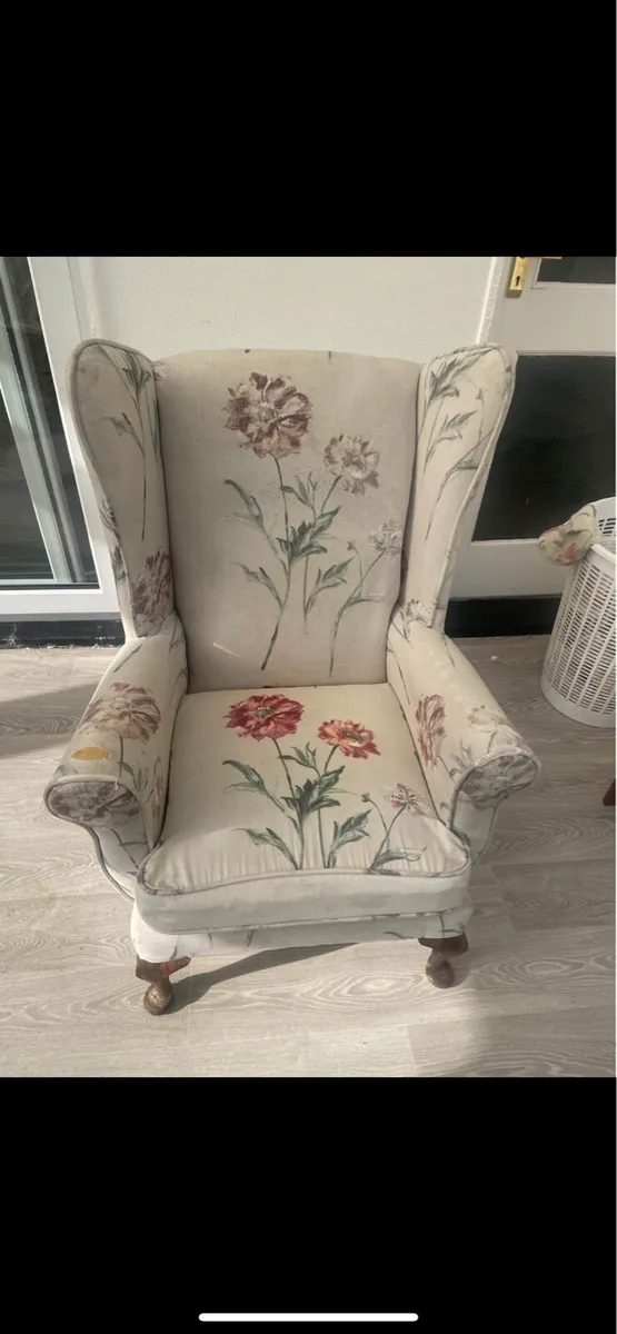 Queen Anne Armchair - Image 1