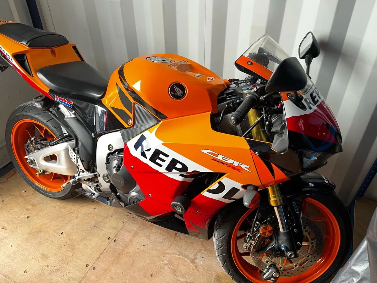 Honda cbr600rr - Image 4
