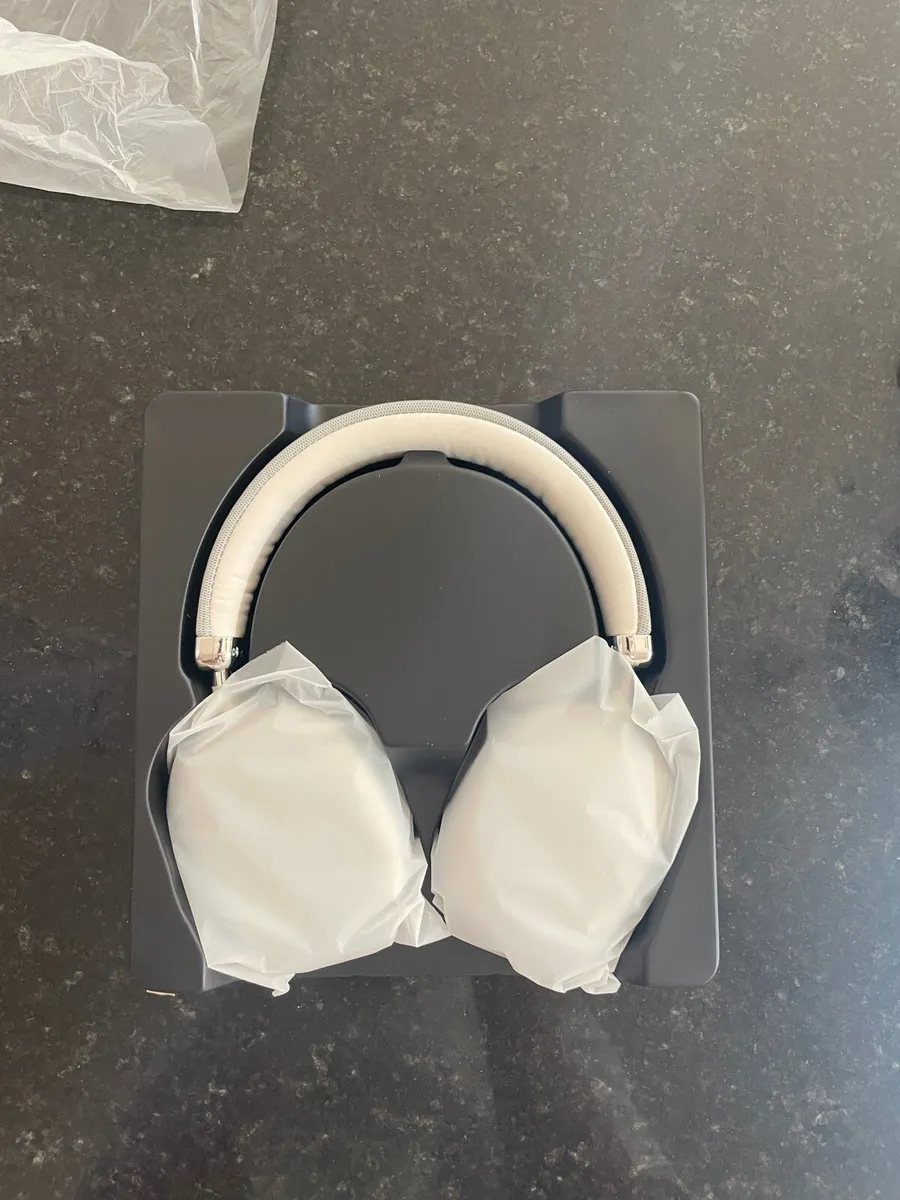 Wireless headphones - Image 3