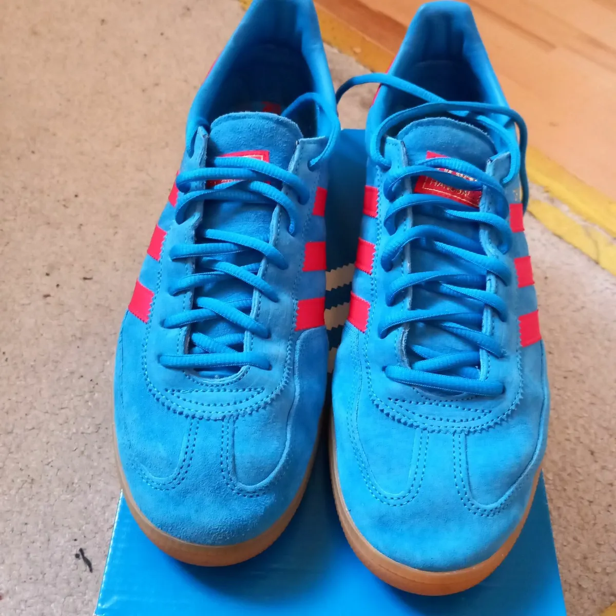 Adidas spezial size 9 - Image 3