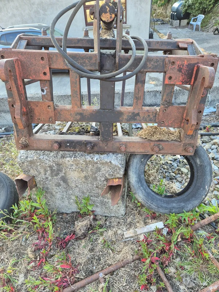 Tine grab and bale handler - Image 3