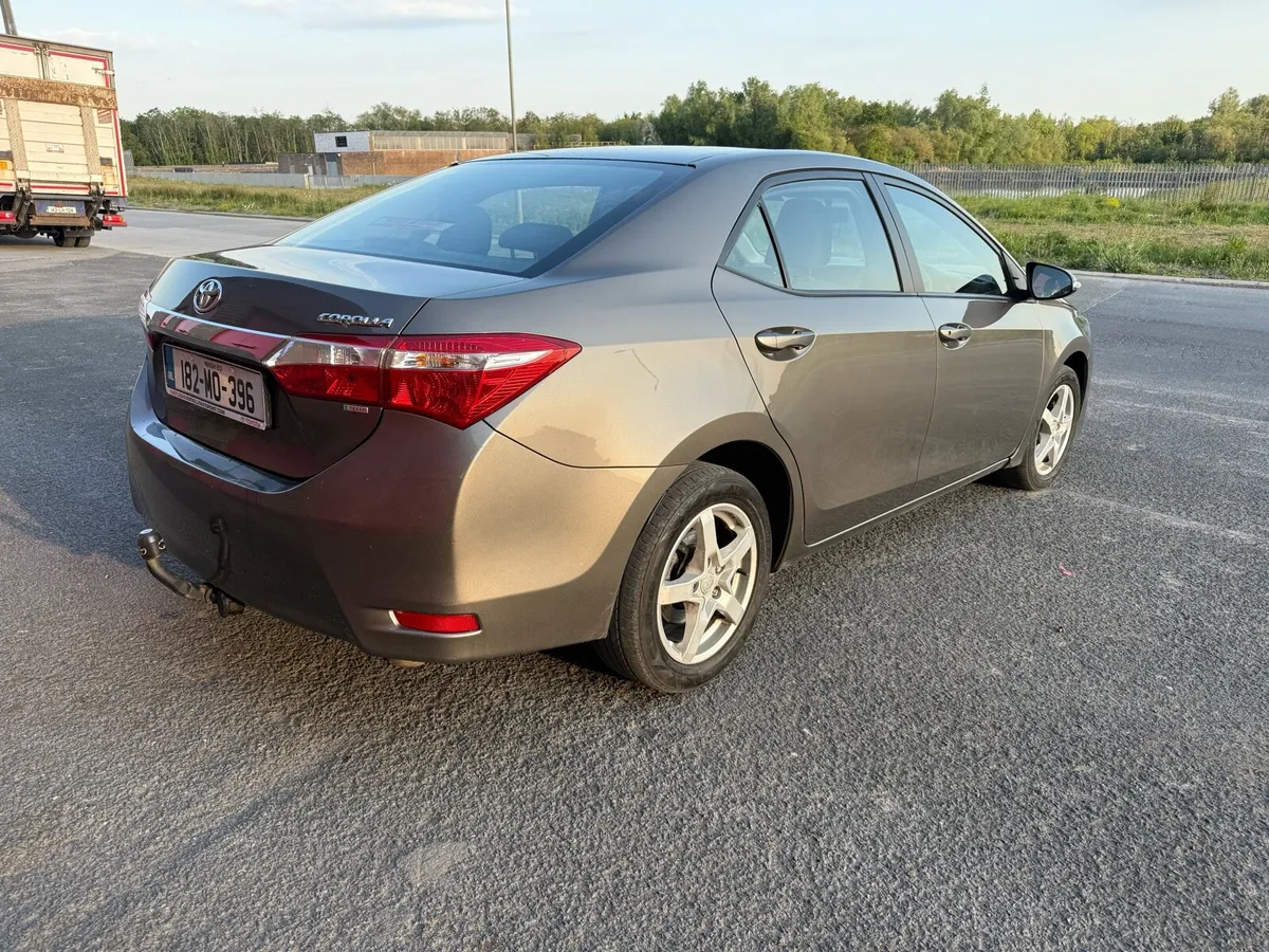 2018 Toyota Corolla 1.3 petrol - Image 4
