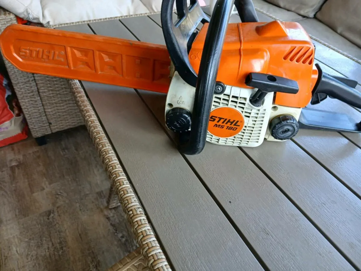 Stihl MS 180 chainsaw in very good condition - Image 1