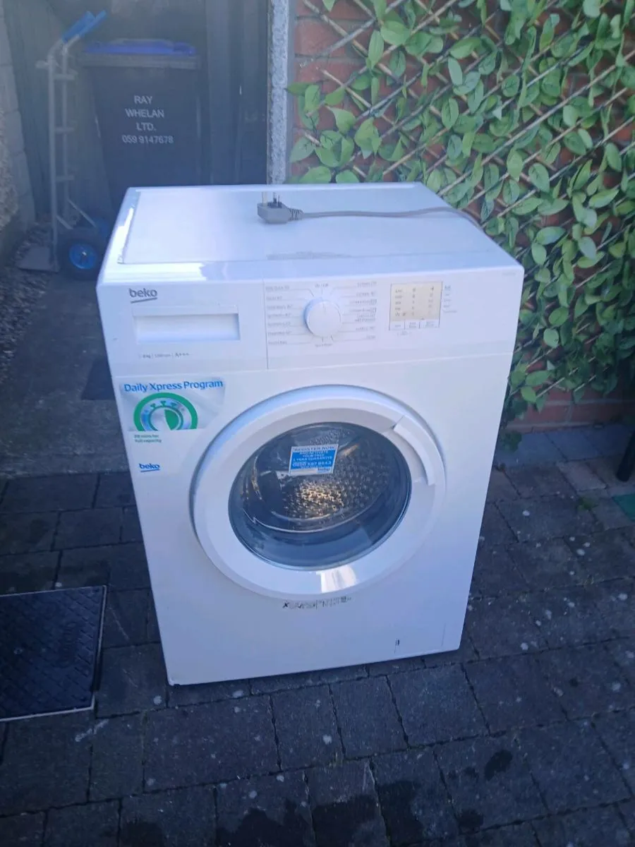 Washing machine - Image 1