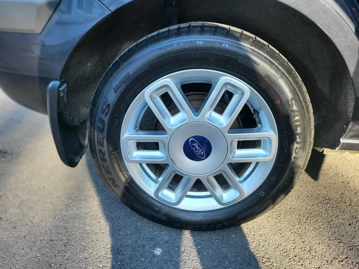 Ford fusion - Image 3