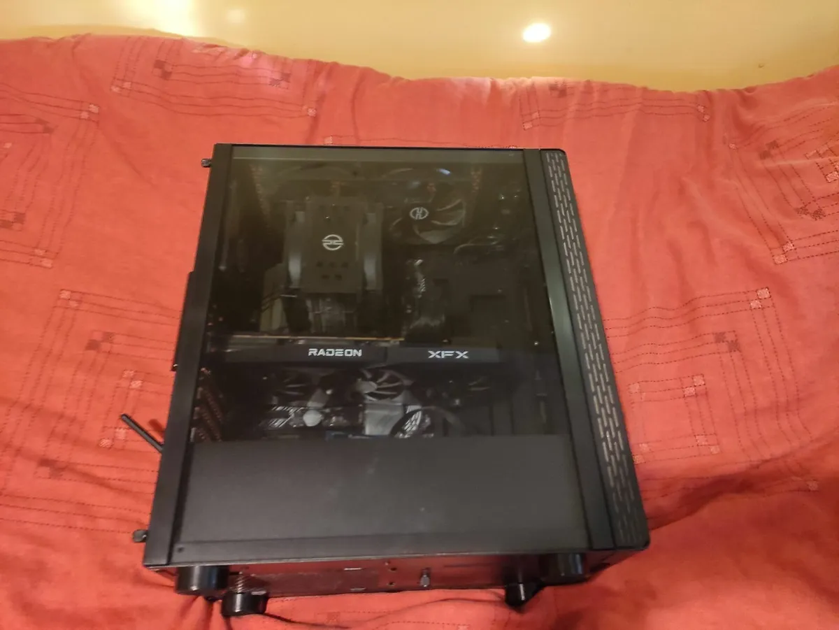 Desktop PC - Image 1