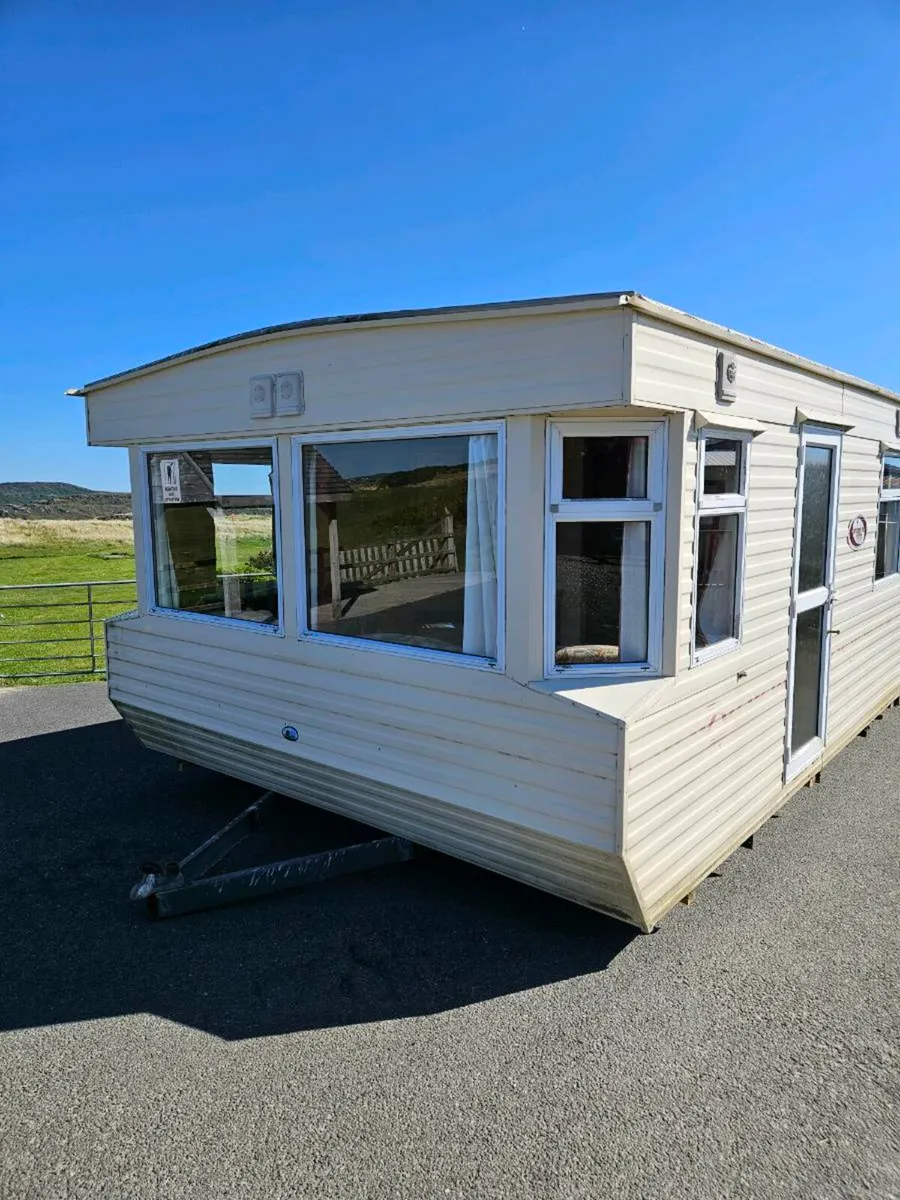 Mobile home - Image 1