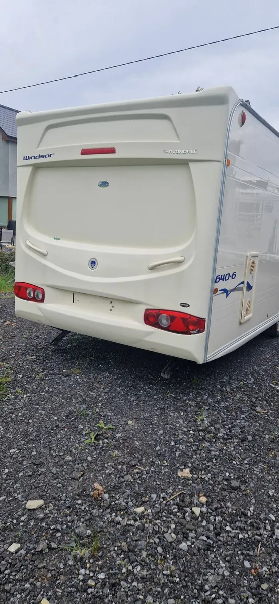 6 Berth Caravan - Image 3