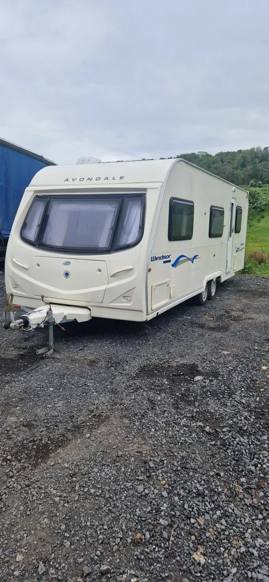 6 Berth Caravan - Image 4