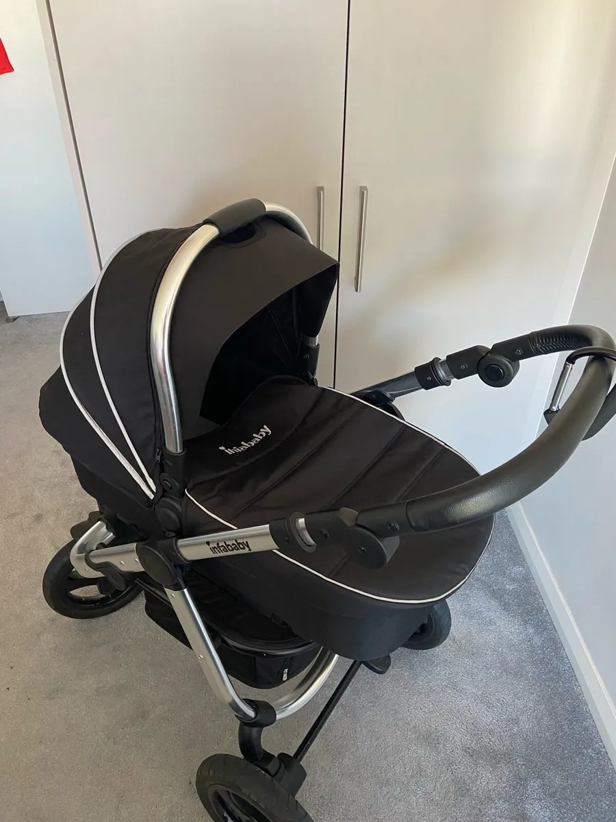 Infababy Ultimo, 3 Wheel, 3in1 Travel System - Image 3