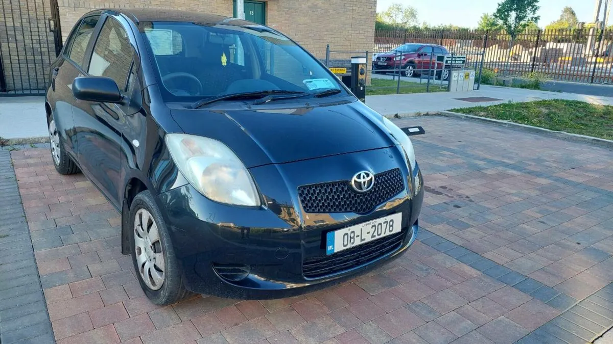 Toyota Yaris - Image 1