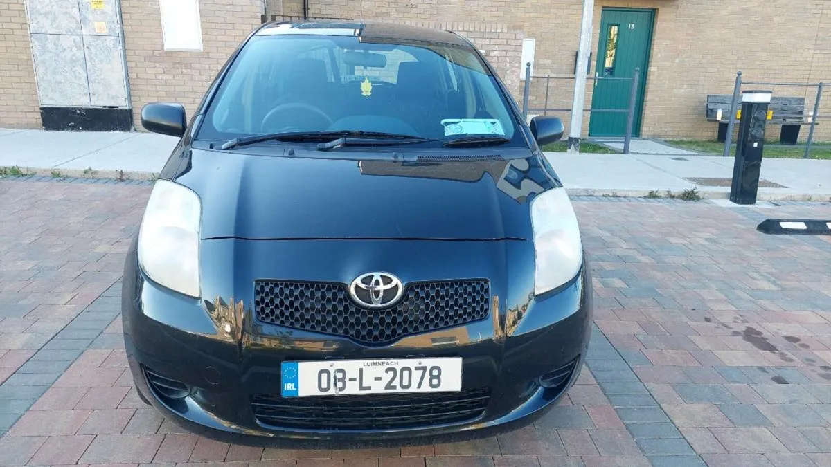 Toyota Yaris - Image 2