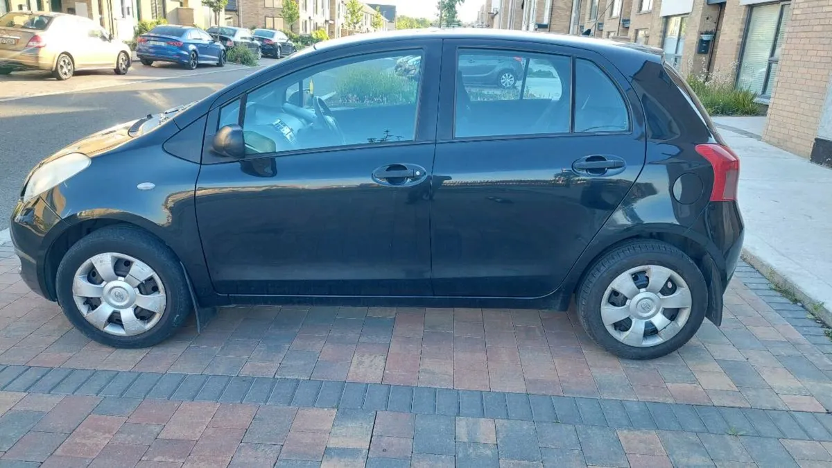 Toyota Yaris - Image 4