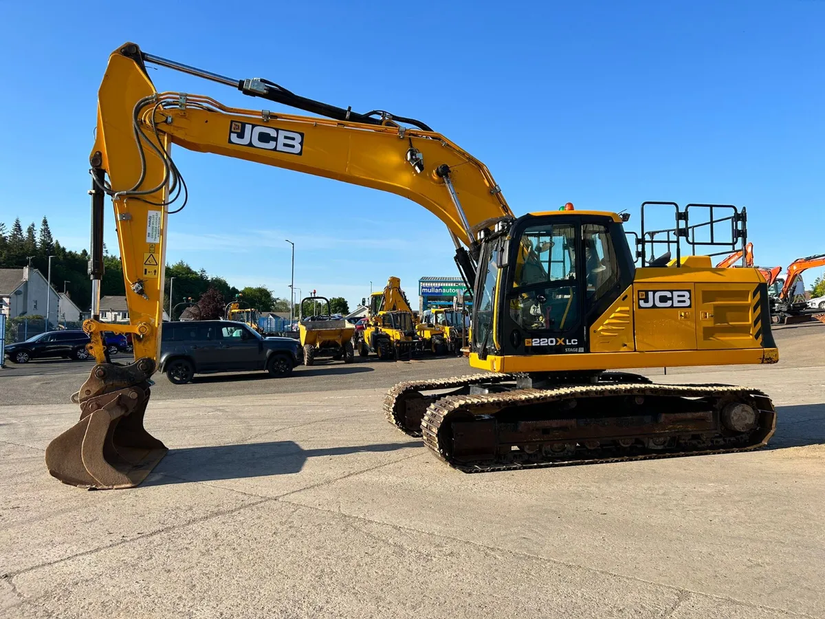 2022 JCB 220X Only 3877Hrs - MULLANS - Image 1