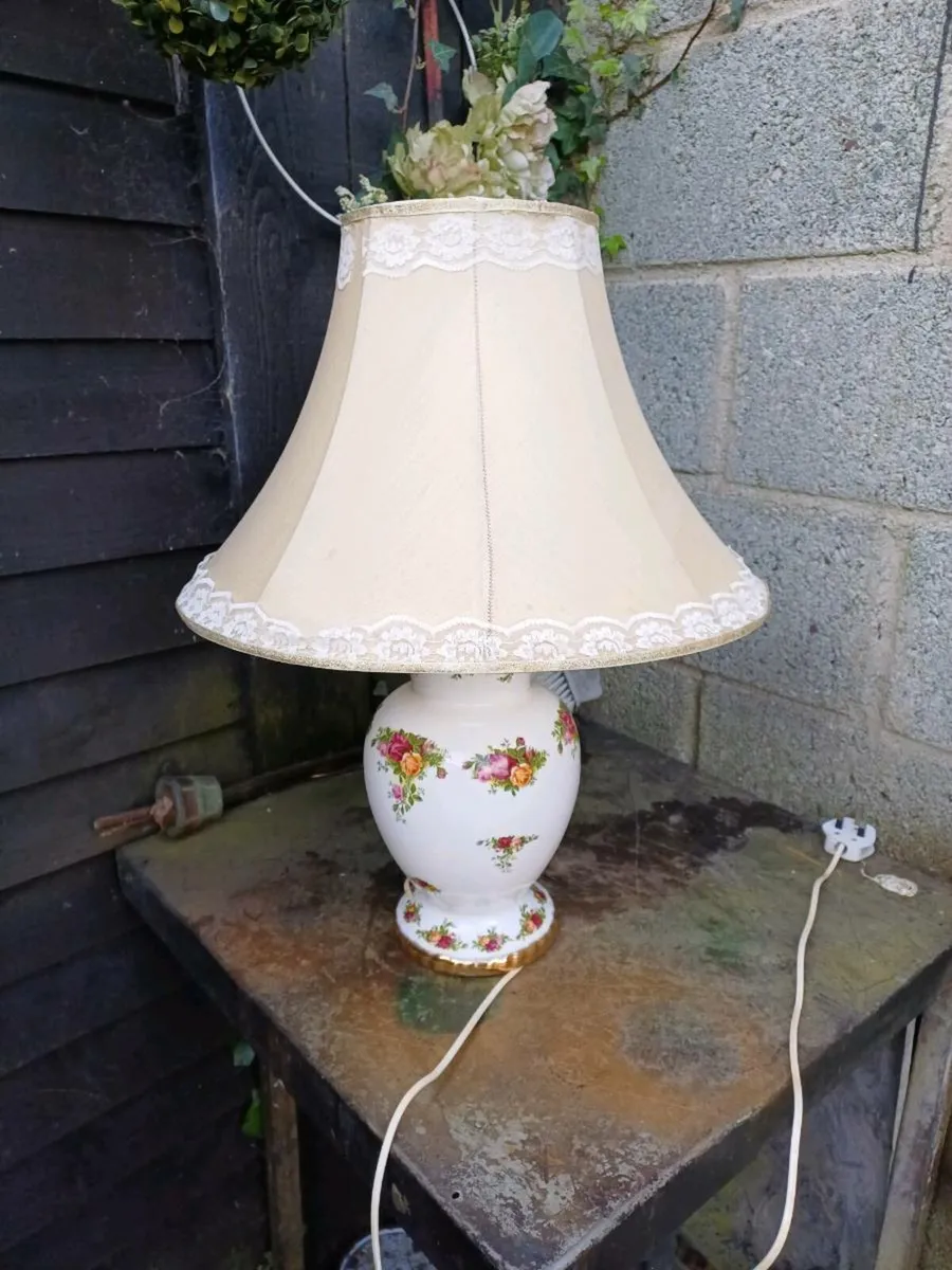 1962 Old Country Rose Table Lamp - Image 4