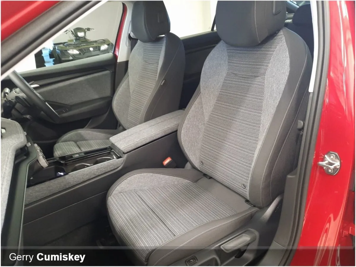 Skoda Superb Selection 2.0 TDI 150HP DSG - Image 2