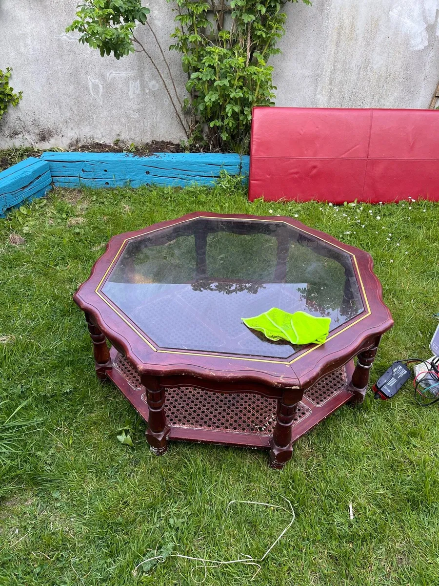 Antique furniture - Image 1