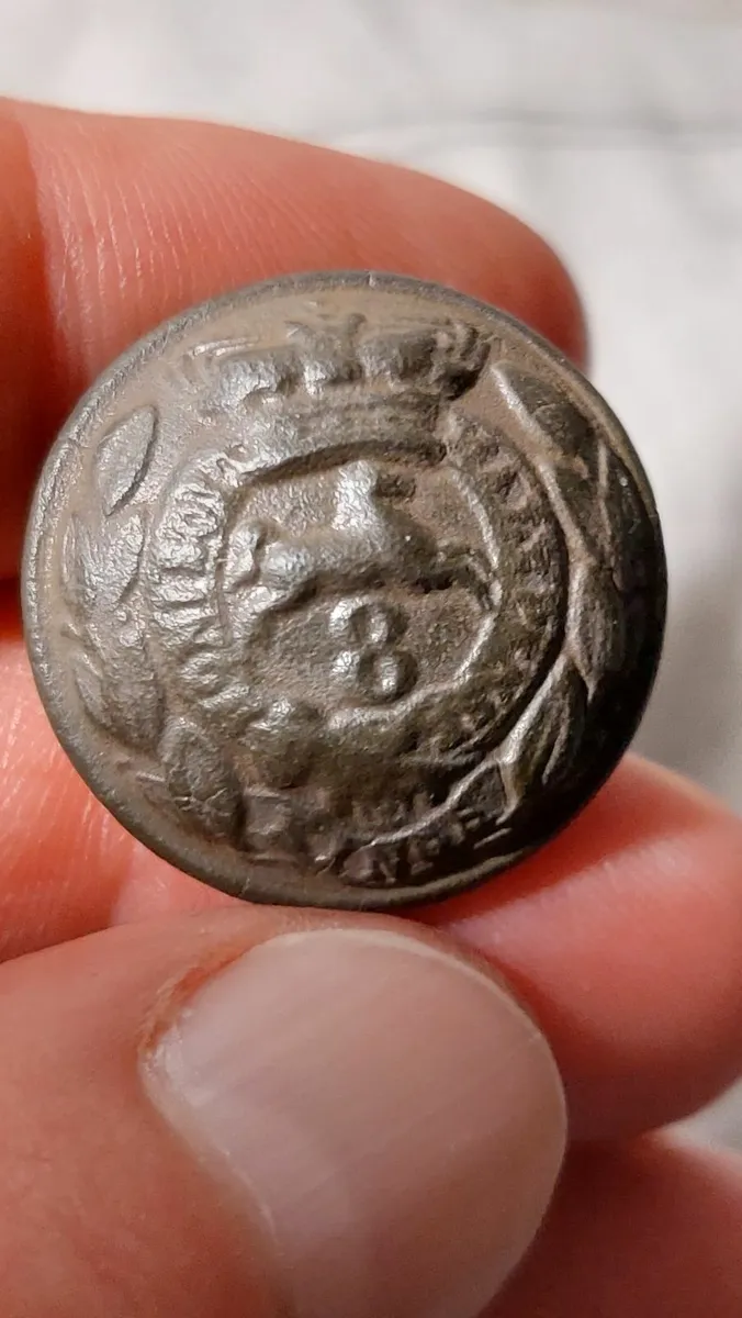 P.Tait &Co. Limerick,Victorian Officer's Button - Image 1